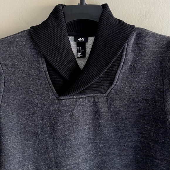 HM Gray Black Long Sleeve Sweater Men Size XS Top Fold Over Neckline Pullover - Picture 7 of 7